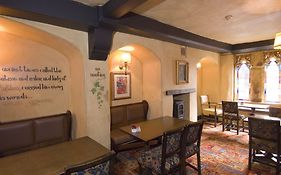 George & Pilgrims Hotel